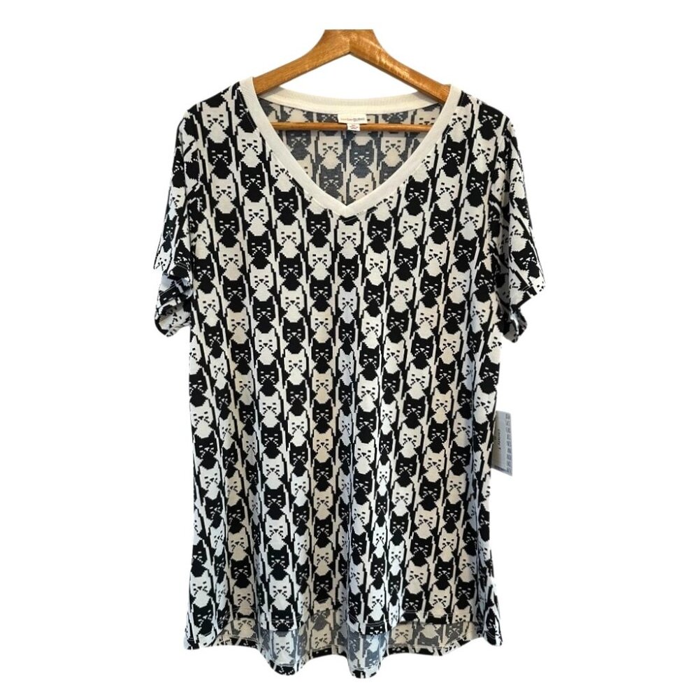 NWT LulaRoe Christy Women's Black/White Cat Top Size X-Large